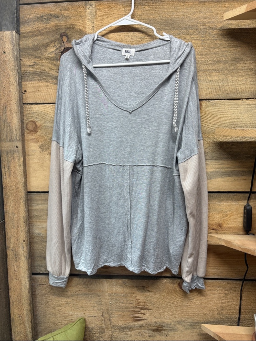 BKE Two-Tone Hooded Pullover